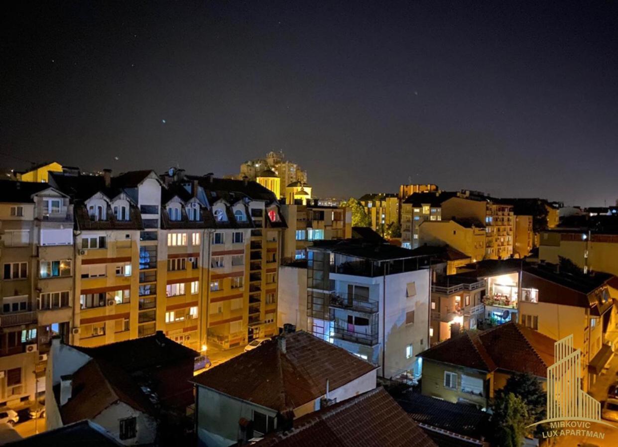 Mirkovic Lux Apartman Ni Eksteriør billede