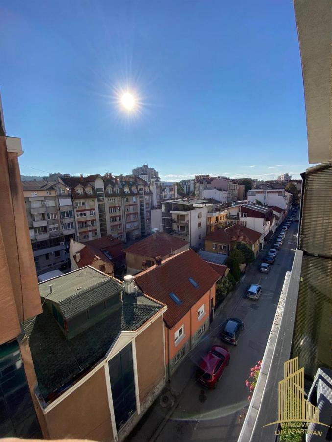 Mirkovic Lux Apartman Ni Eksteriør billede